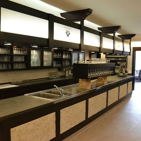 Szálloda Hof Barrl *